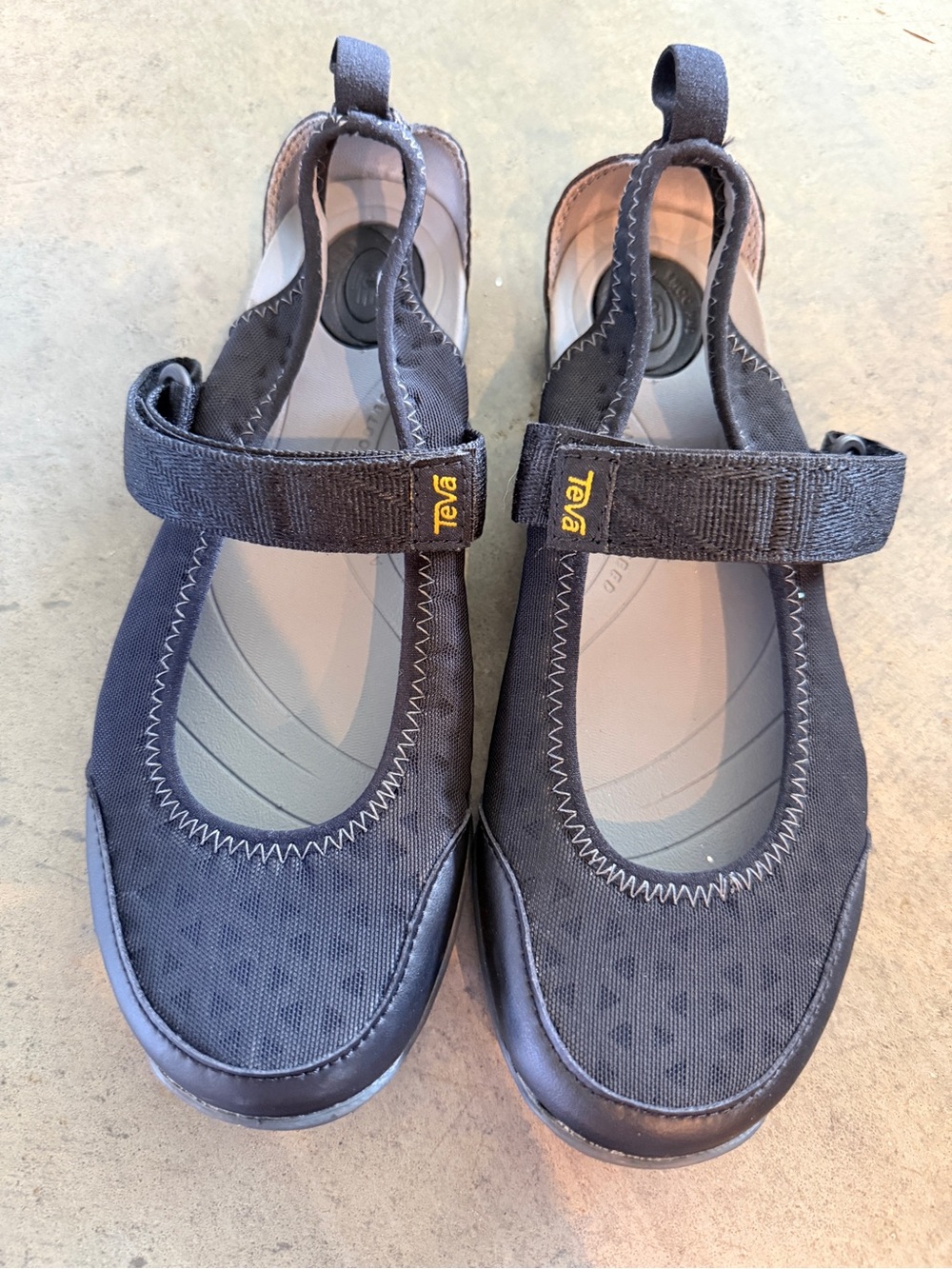 Teva Northwater Mary Jane Flats Women’s 7 Black Gore Strap Comfort Shoes